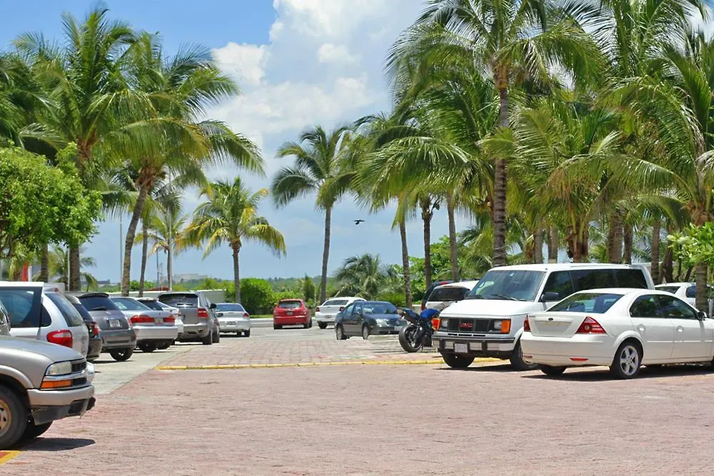 Cancun Plaza Condos Lägenhetshotell