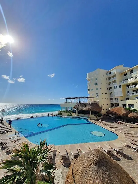 Cancun Plaza Condos 0*,  Messico