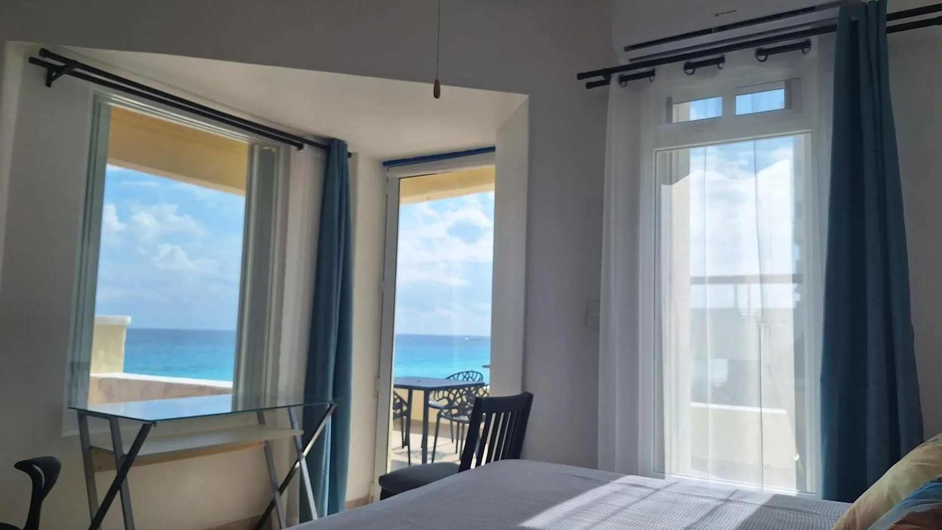 Cancun Plaza Condos Messico