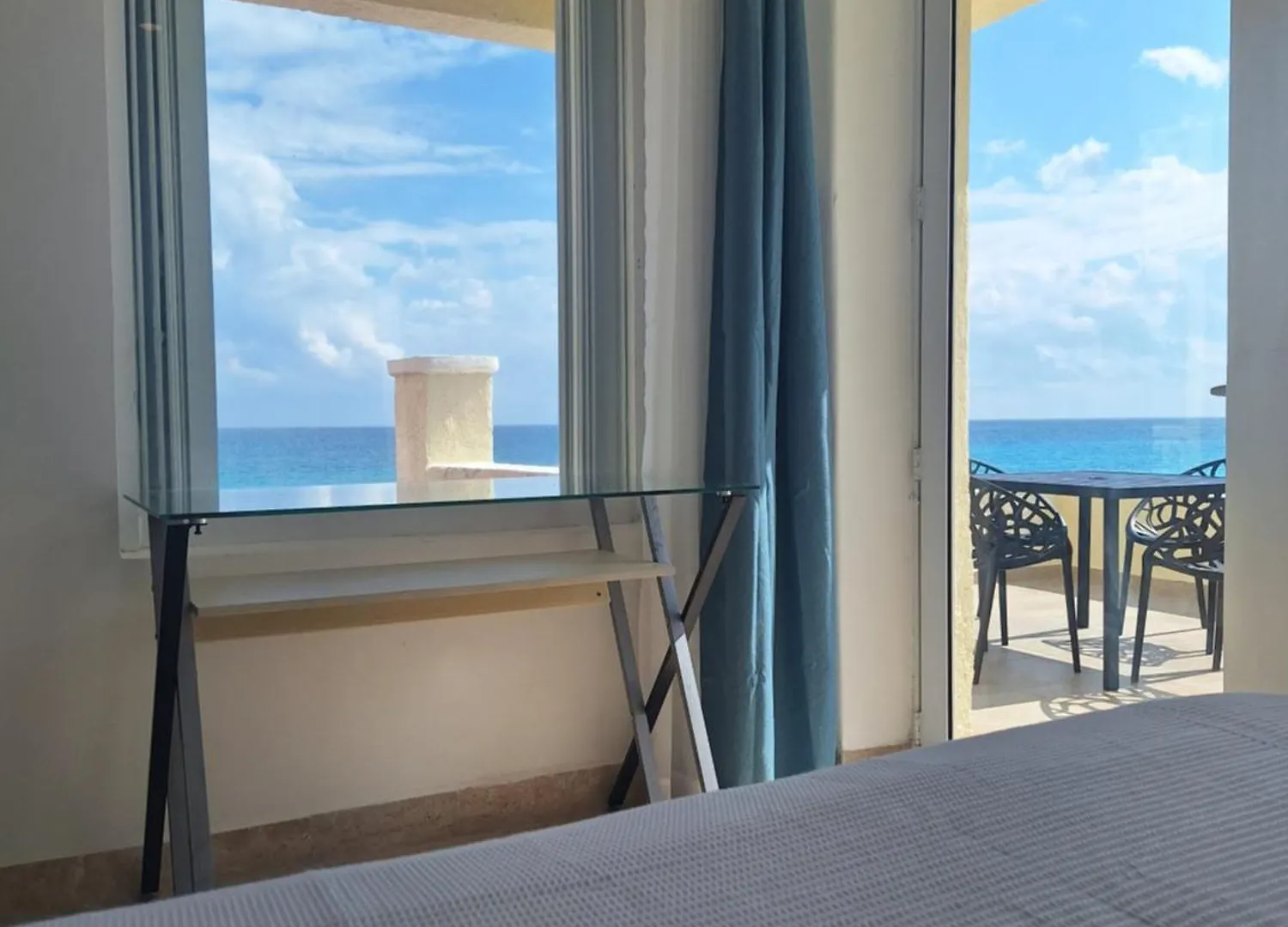 Cancun Plaza Condos